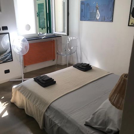 La Casetta In Strada Nuova Genua Exterior foto